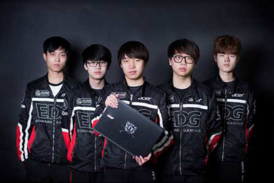 更是战术思 更是战术思