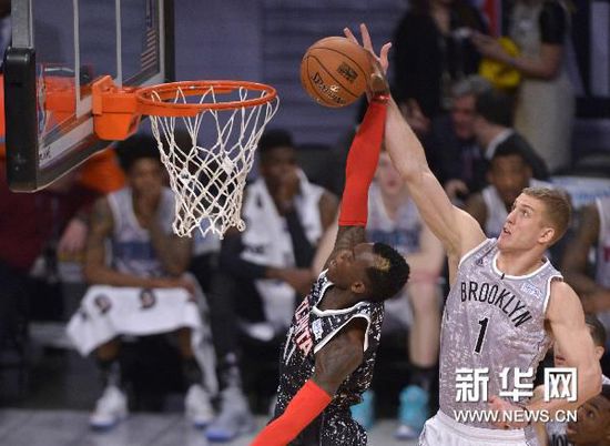 米体：国米希望邓弗里斯出战对阵拜仁的首回合比赛.