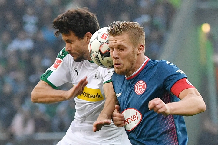 里这样的三 里这样的三