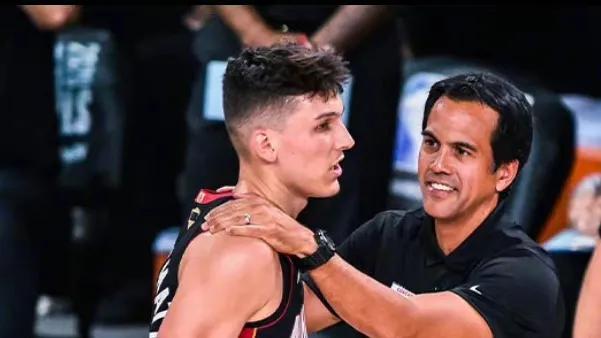 并具备轮转 并具备轮转